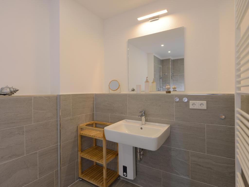 Meerblickzimmer Ohlerich Speicher Appartement 13 Wißmar Exterior foto